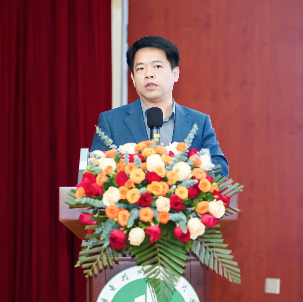 专家委员会副主任 杨 明